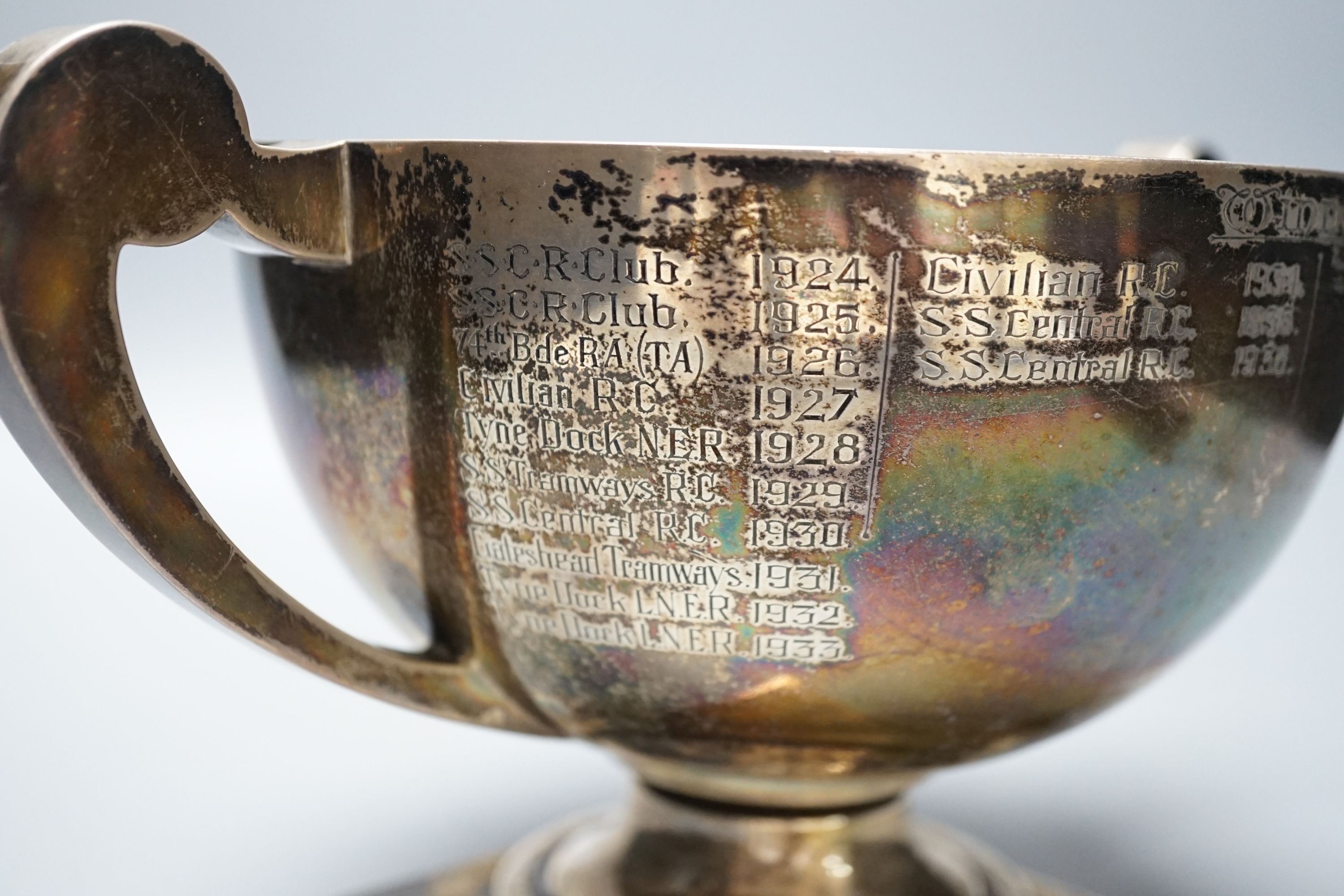 A George V silver two handled presentation trophy cup, with engraved inscription, William Neale Ltd, Birmingham, 1919, diameter 17.3cm, 19.5oz.
